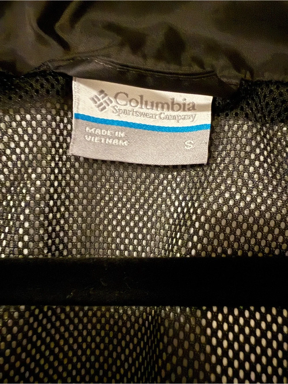 Columbia Lightweight Black Hooded Rain Jacket